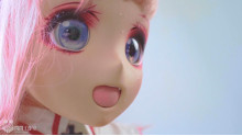 かわいい看護婦さん窒息ゲームを受ける
